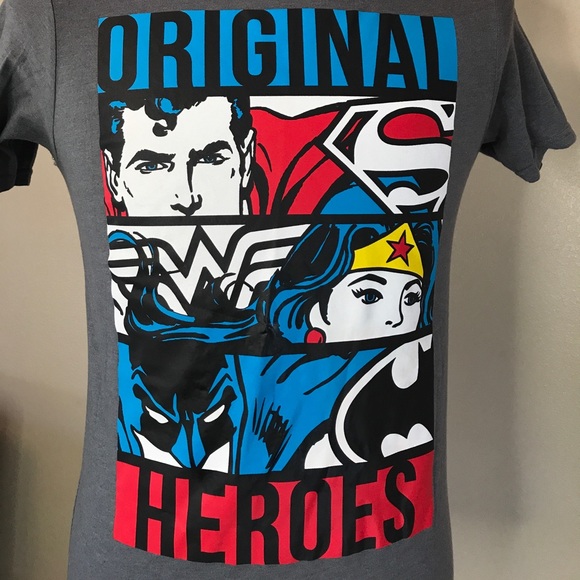 DC Comics Grey “Original Heroes" Tee M - Picture 1 of 6